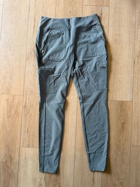 Athleta Slate Gray Women's Cargo Leggings